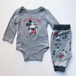The ‘One Of A Kind’ Mickey Mouse Outfit